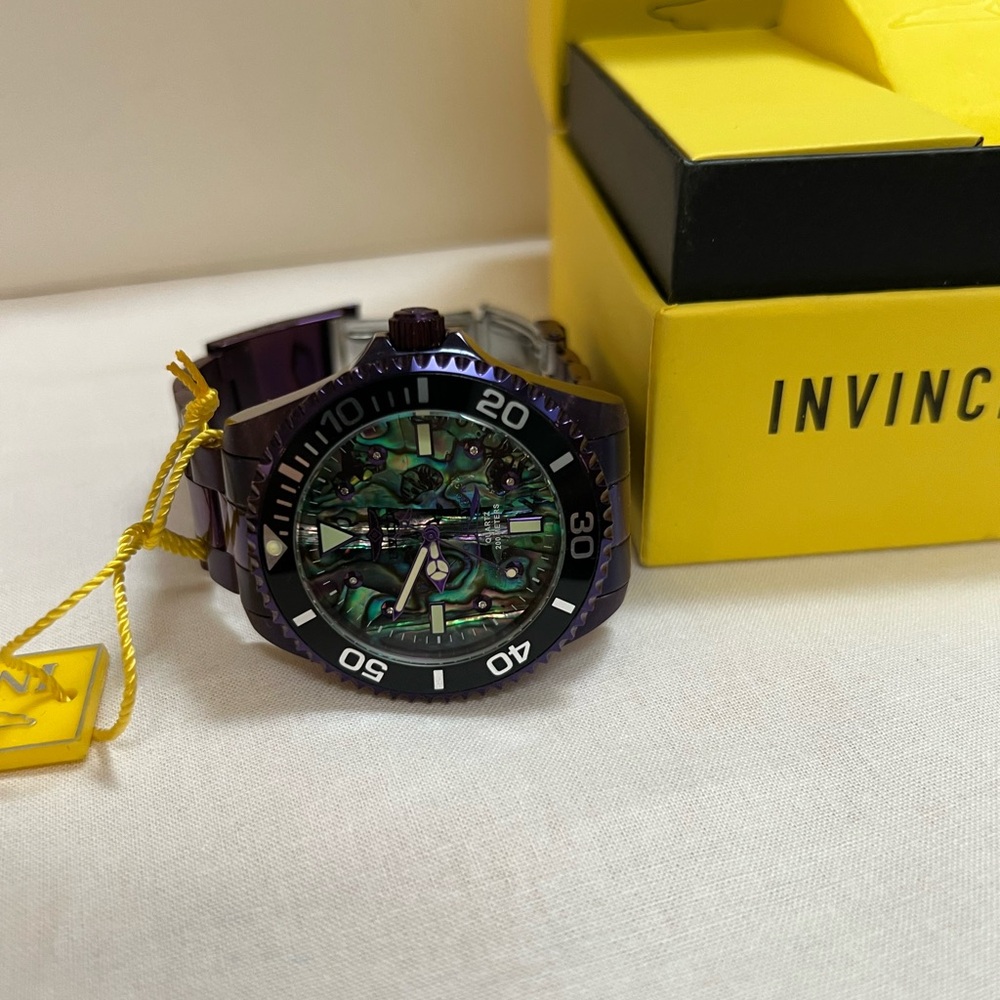 Invicta Pro Diver Men's 47mm Diamond Purple Abalone Dial Quartz Watch (39425)